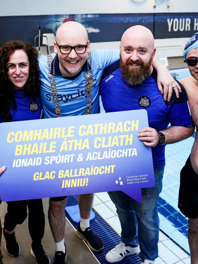 Snámh le Spraoi